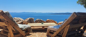 Tranquil sea view villa with pool offering complete privacy, 250m to beach