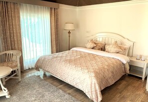 1 bedroom, premium bedding, memory foam beds, individually decorated - Upani Cottages (Srinagar)
