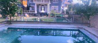 Upani Cottages