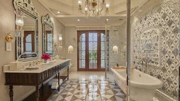 Separate bathtub and shower, rainfall showerhead, free toiletries