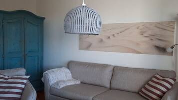 Smart-TV, DVD-Player, Stereoanlage