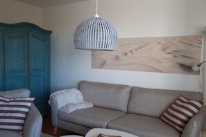 Smart-TV, DVD-spiller og stereoanlegg