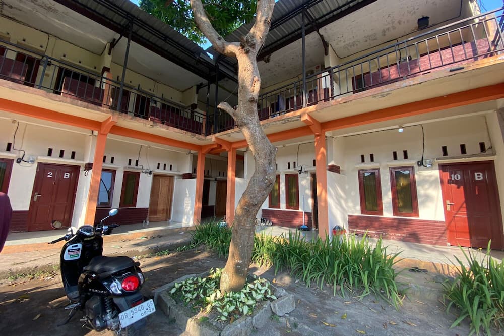 OYO Life 93257 Kos Anugerah
