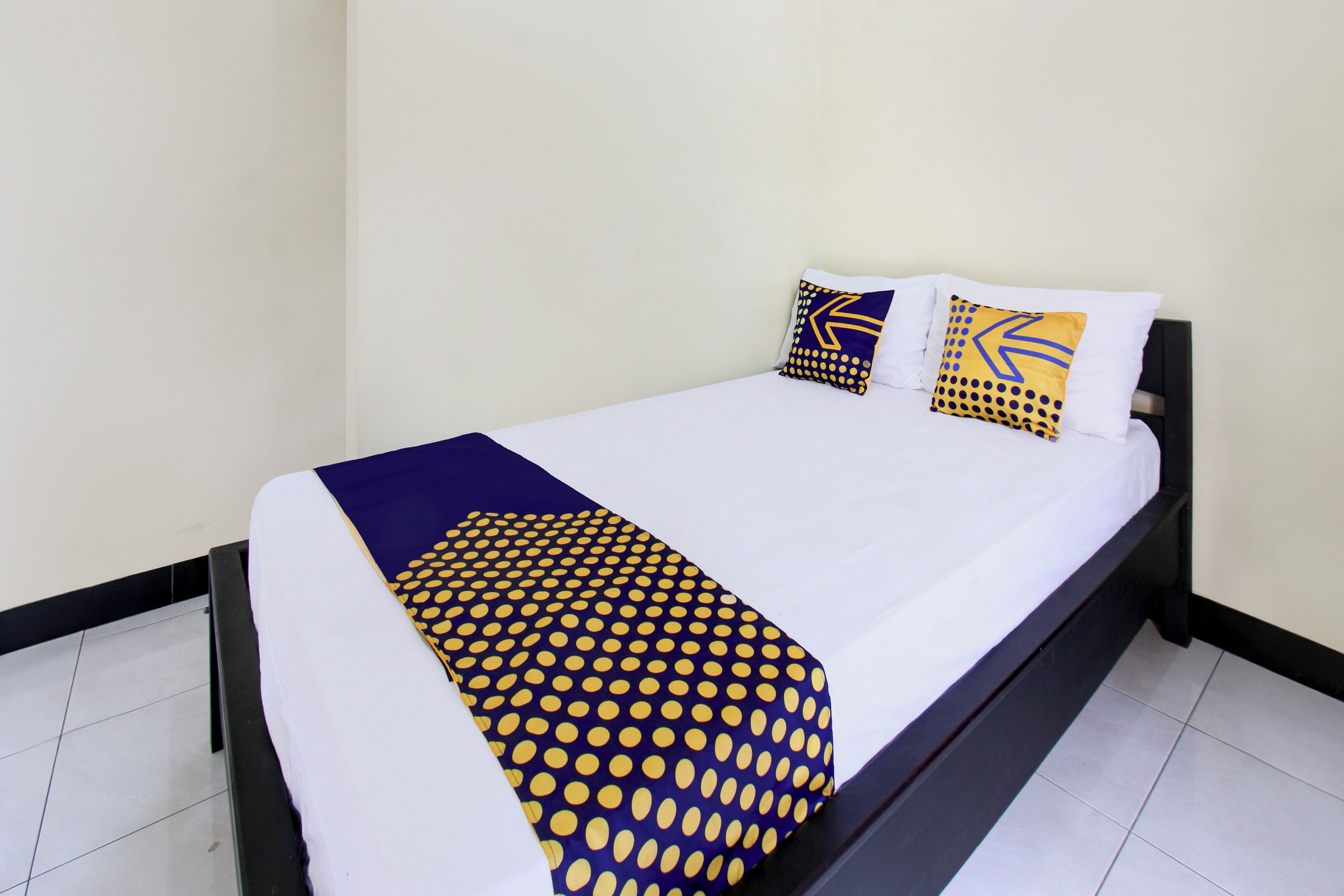 Standard-Doppelzimmer | Schreibtisch, kostenloses WLAN, Bettwäsche