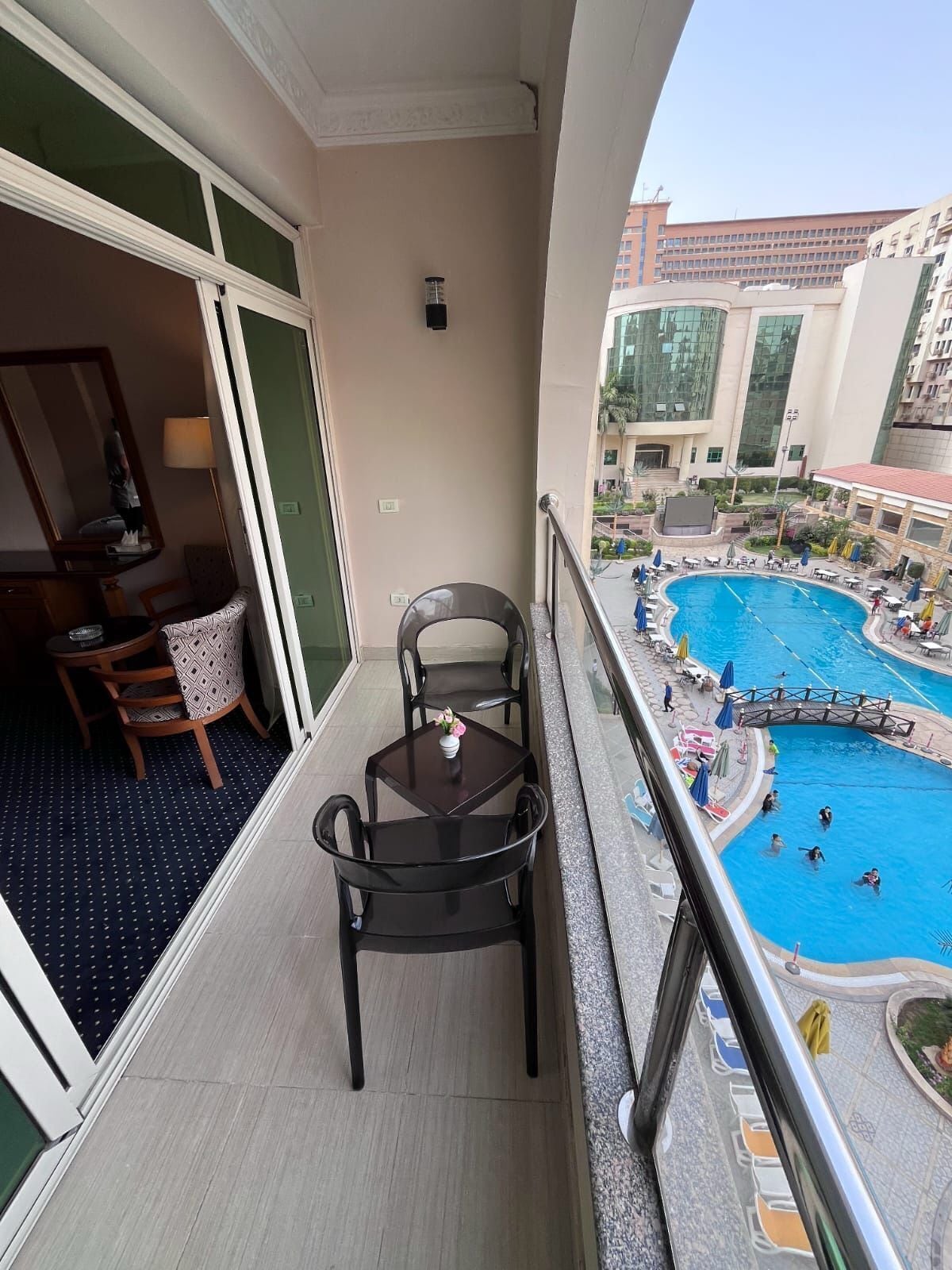 Familiesuite, 2 soverom | Lydisolert, wi-fi (inkludert) og sengetøy