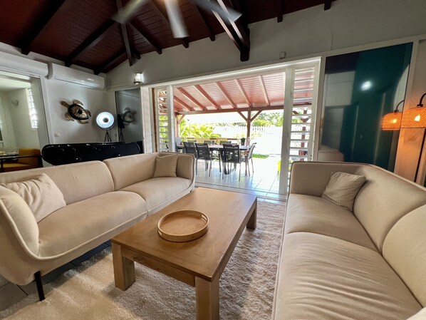 Family Villa | Living area - Villa Siméon Saint François (Saint-François)