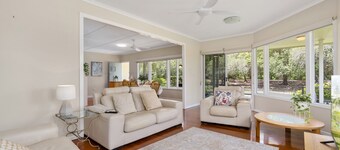 Kooringal Cottage - Home By The Sea
