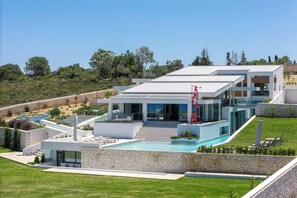 Exterior - Art & Design Villa with Maid Service by etouri (Chania)