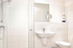 Shower - Strandhus Baabe Haus 3 (Baabe)