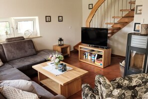 TV, DVD player