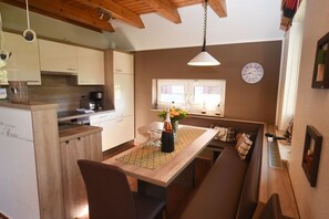 Réfrigérateur, four, plaque de cuisson, lave-vaisselle