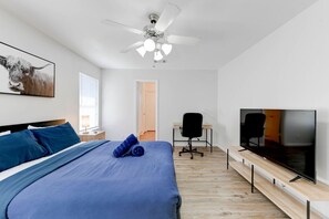 4 habitaciones, escritorio, tabla de planchar con plancha y wifi 
