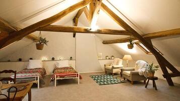 Bureau, Wi-Fi gratuit, draps fournis