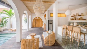 Villa, 3 slaapkamers, roken, privézwembad | Dineren
