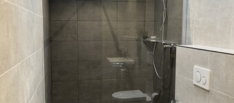 Apartment 170