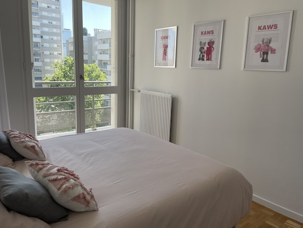 2 habitaciones, tabla de planchar con plancha y wifi gratis