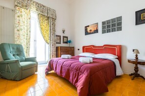 Apartment | 1 bedroom - Charming House With Terrace at Historical Center (Naples)