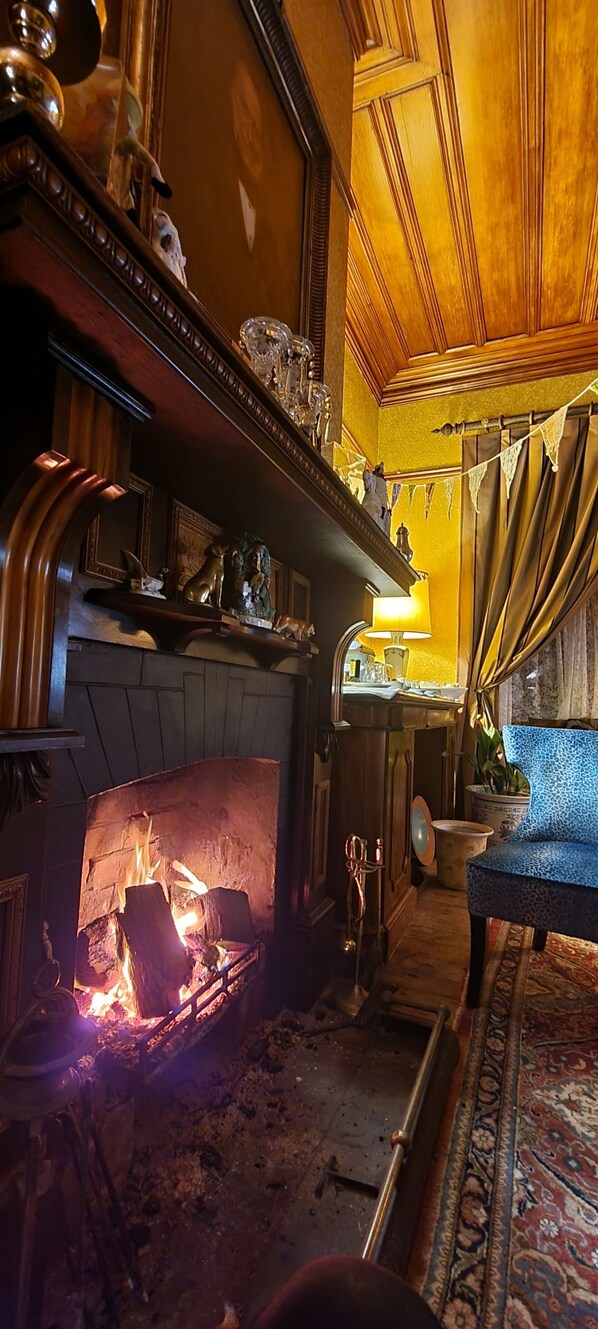 Dining - Pheasant Lodge (Paparoa)