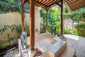 Villa, 4 soverom, røyk, privat basseng | Bad