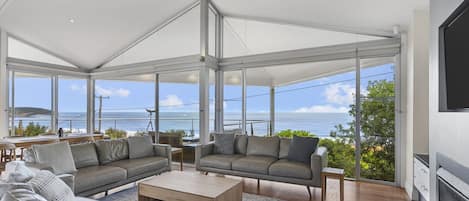 TV, peis og stereoanlegg