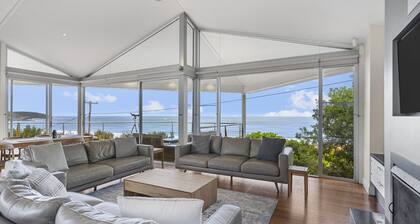 A Beachside Getaway 13 by HolidayCo.