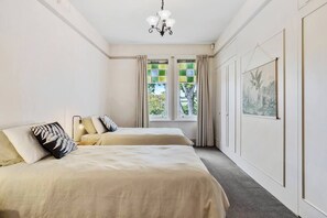 3 bedrooms, iron/ironing board, travel crib, WiFi