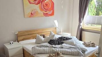 3 Schlafzimmer, kostenloses WLAN, Bettwäsche