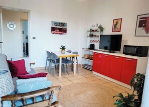 TV - Home convenient for the center,green oasis, view Alps, free parking (Torino)