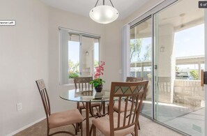 Dining - Here's to a relaxing stay...pool, spa, sauna, shaded walkways? Ahhh..no cares. (Phoenix)