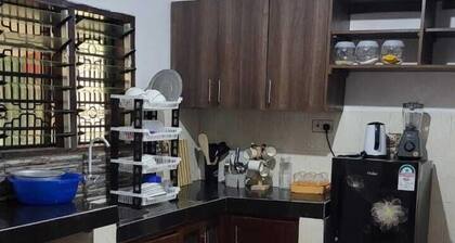 Lux Suites Bamburi Holiday House