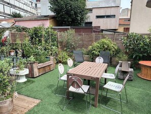Outdoor dining - Appartement, Jardin et Terrasse (Pantin)