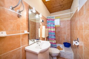 开间, 1 间卧室, 阳台, 城市景观 | 浴室