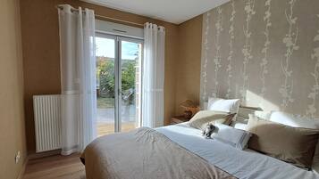 5 camere, ferro/asse da stiro, Wi-Fi gratuito, lenzuola