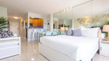 Iron/ironing board, travel crib, WiFi, bed sheets