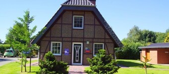 4 person half-timbered holiday home with fireplace and bathtub in the first row to the dike in Otterndorf