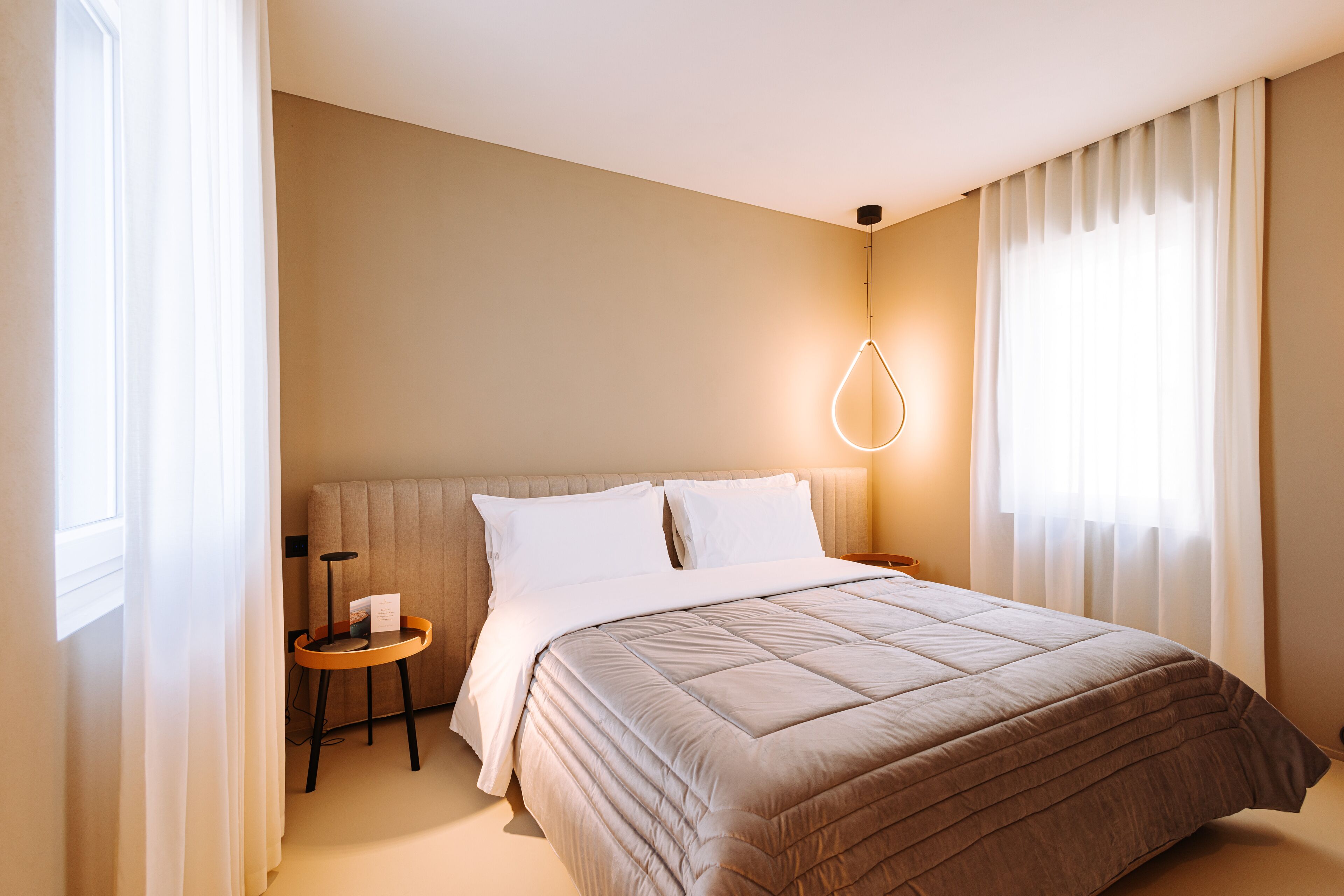 엘리트 스위트 | 1 개의 침실, 미니바, 객실 내 금고, 각각 다르게 가구 비치