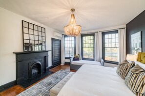 3 عدّة غرف نوم ومكتب ومكواة/لوح كي وواي فاي مجانًا