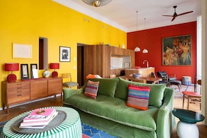 TV, stereo, offices