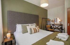 2 bedrooms, iron/ironing board, travel crib, WiFi - Excellent Two bedroom apartment in central York A3 (York)