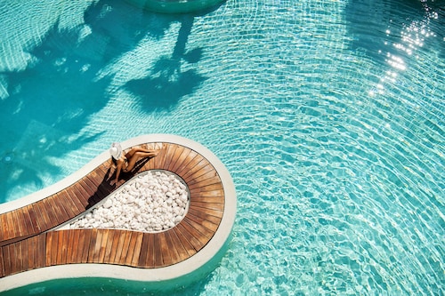 Color Hotel Style, Design & Gourmet