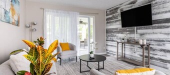 Unwind Cottage | Furnished 3BR | Pet-Friendly | Midterm Rental |  Yard + Patio