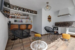 Bar (on property) - Luxury Vacation Villa in the Heart of Marbella" Villa Sagitario (Marbella)