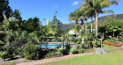 Beau Villa - Two bedroom Villa on golf course