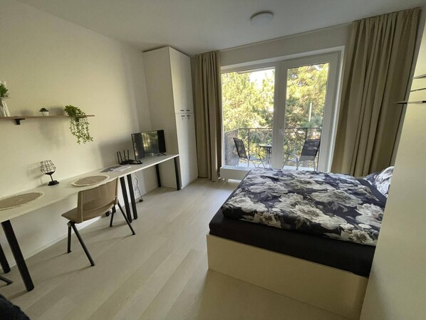 2 chambres, fer et planche à repasser, Wi-Fi, draps fournis