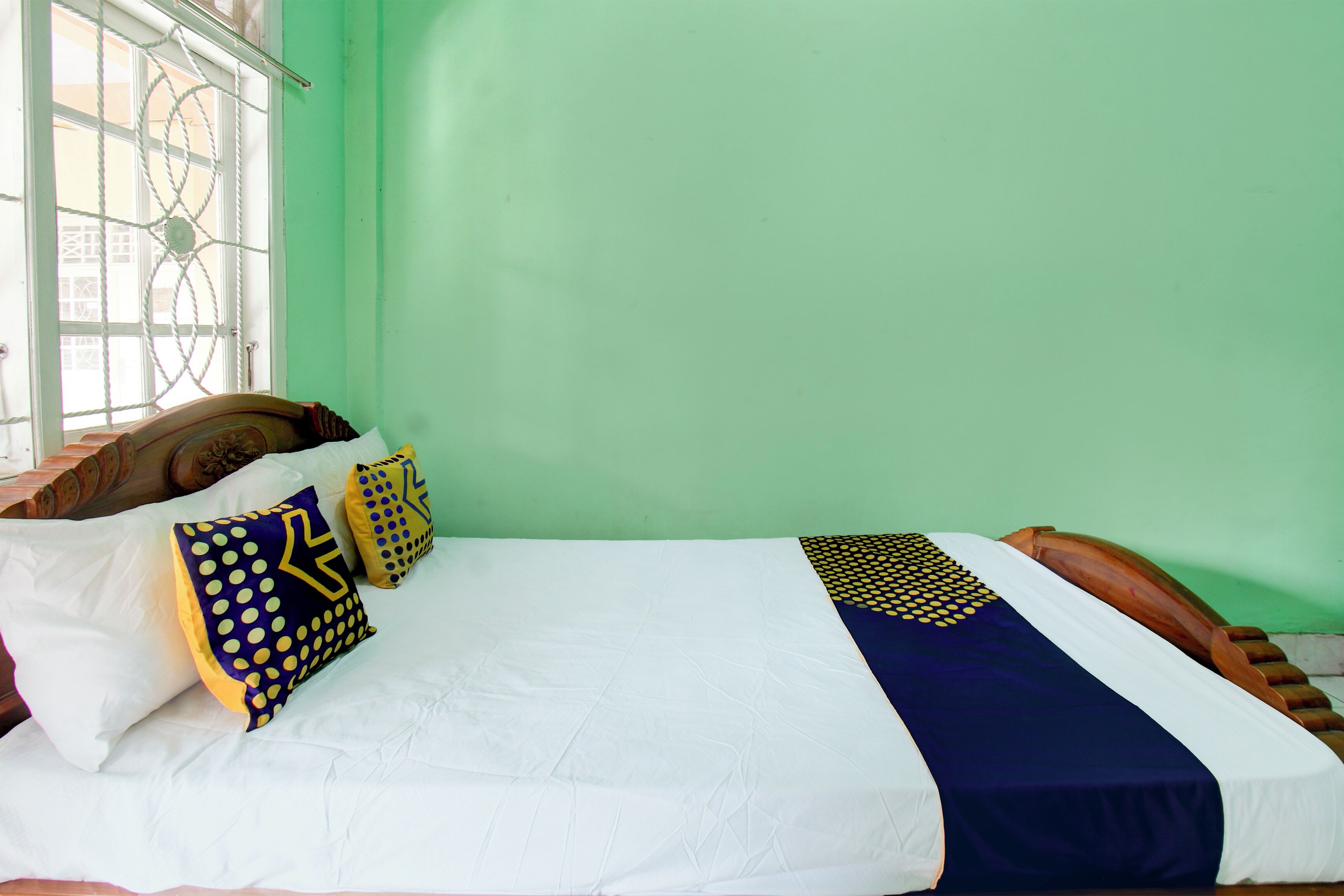 Standard Double Room | WiFi (free), bed sheets