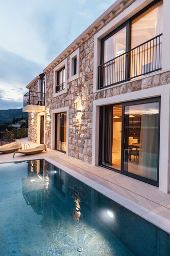 Stunning two-story modern villa nestled by the seaside