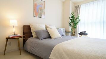 2 bedrooms, iron/ironing board, free WiFi