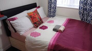 3 bedrooms, iron/ironing board, free WiFi, bed sheets