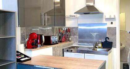 Charming 1-bed Loft Apartment in Romford