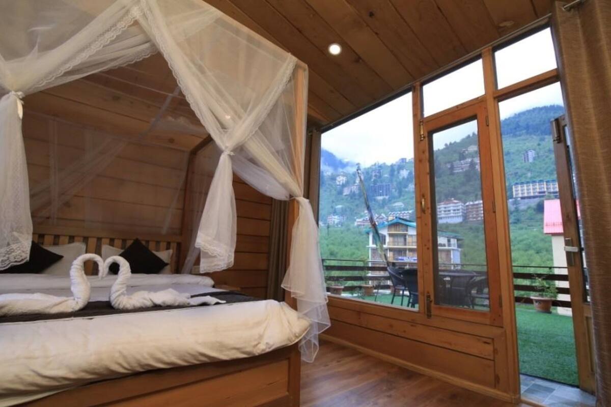 Familien-Doppelzimmer | Zimmersafe, Schreibtisch, schallisolierte Zimmer